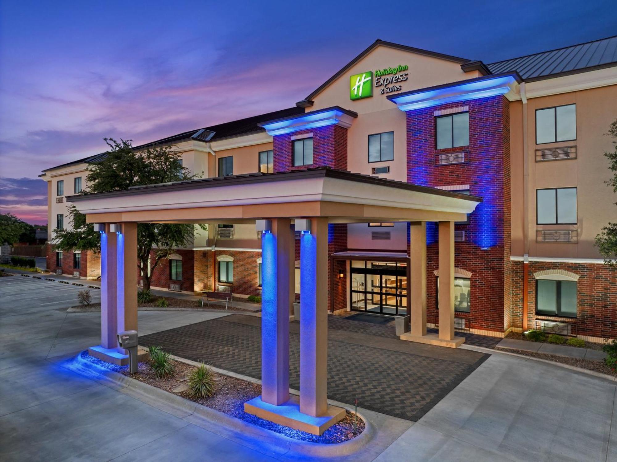 Holiday Inn Express & Suites Midland Loop 250 By Ihg Εξωτερικό φωτογραφία